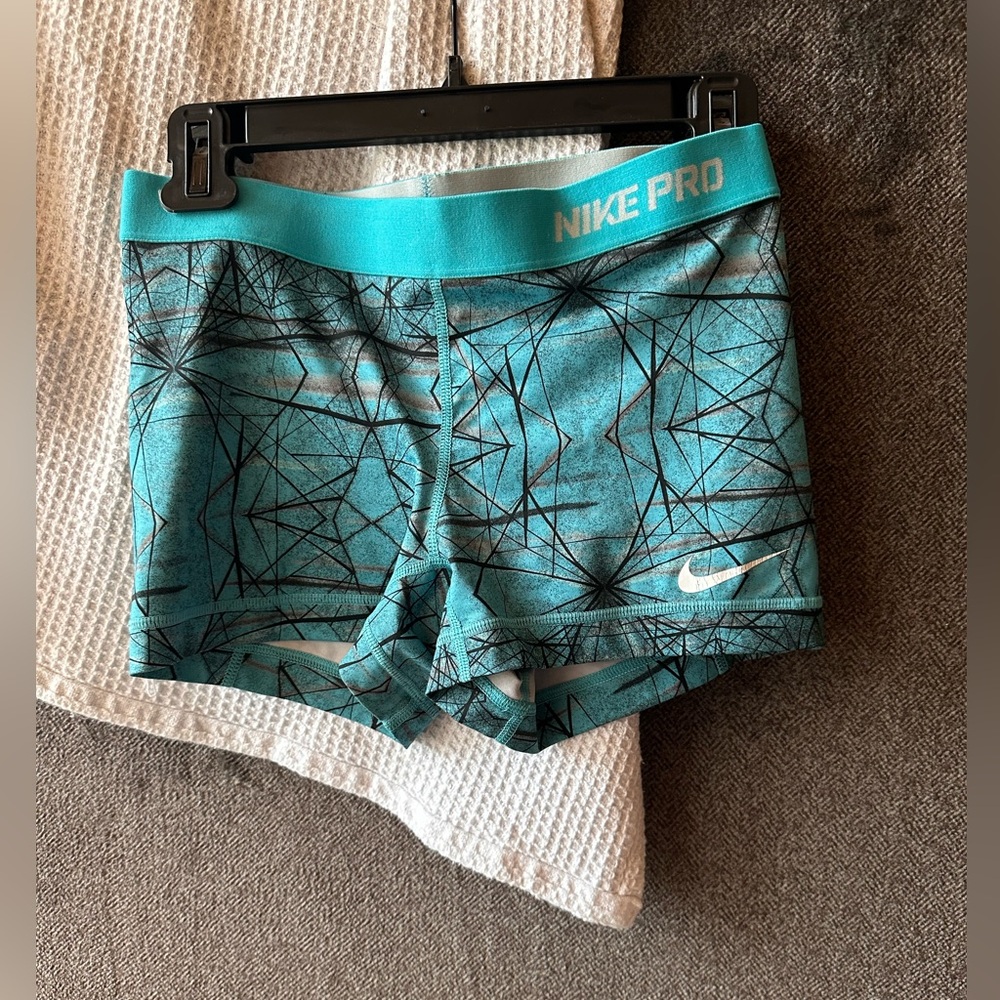 Nike Pro - 2.5”